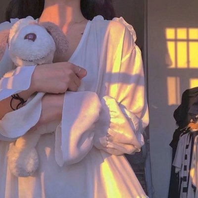 卡美拉对深海怪兽吉古拉